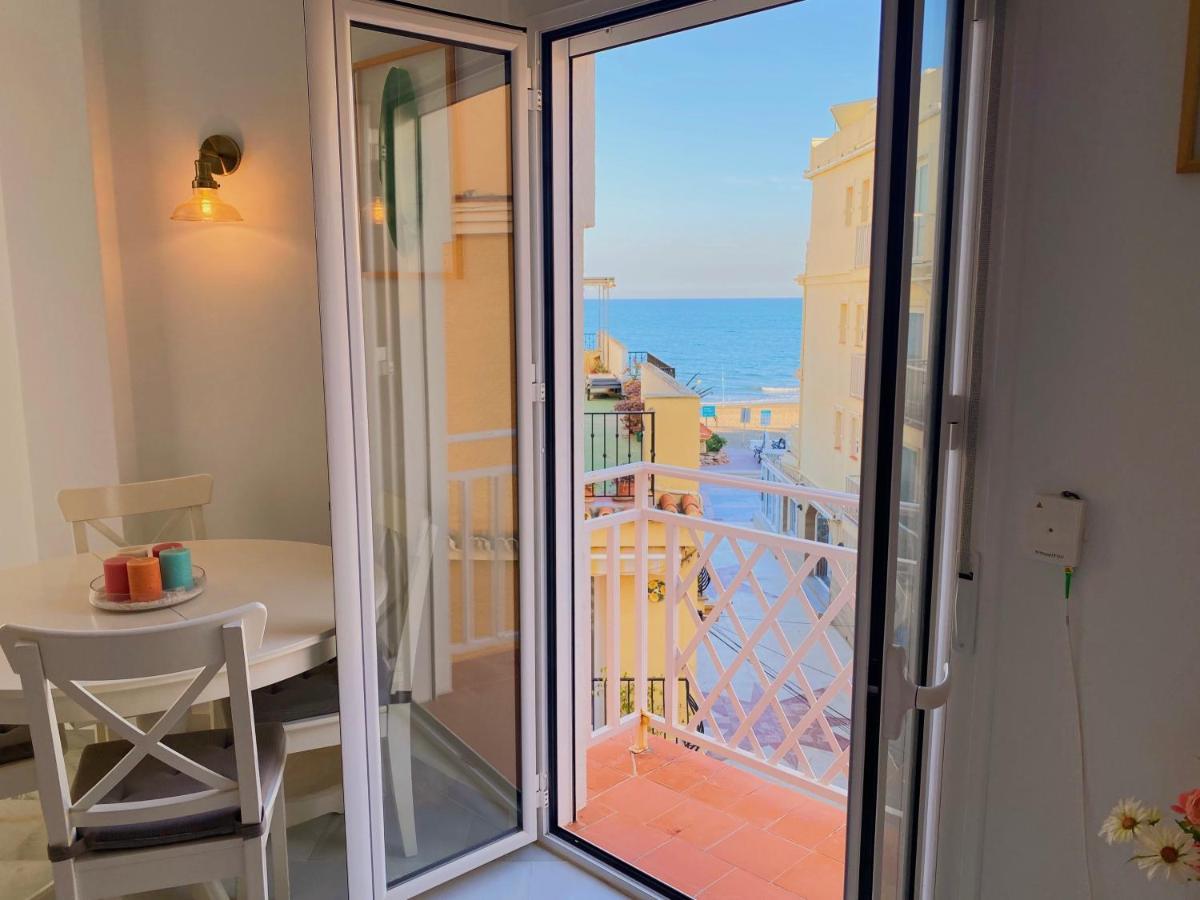 Alojamiento En La Carihuela-Costa Del Sol Торремолинос Экстерьер фото